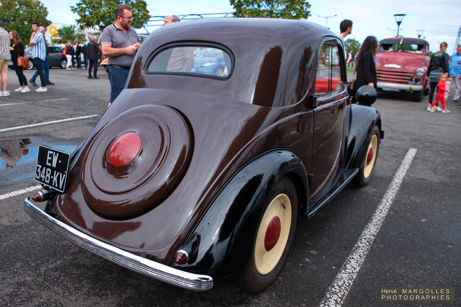 Simca 5-03.jpg